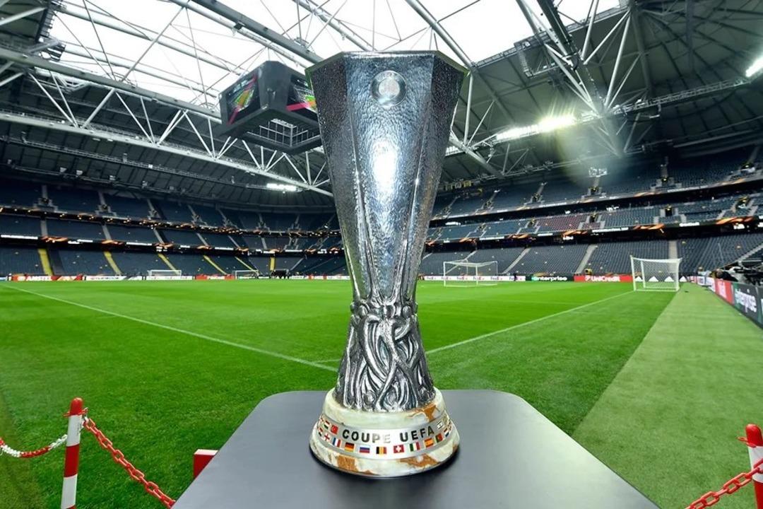 Fenerbahçe nin UEFA Avrupa Ligi nde rakipleri belli oldu! İşte sarı lacivertlilerin rakipleri... 1