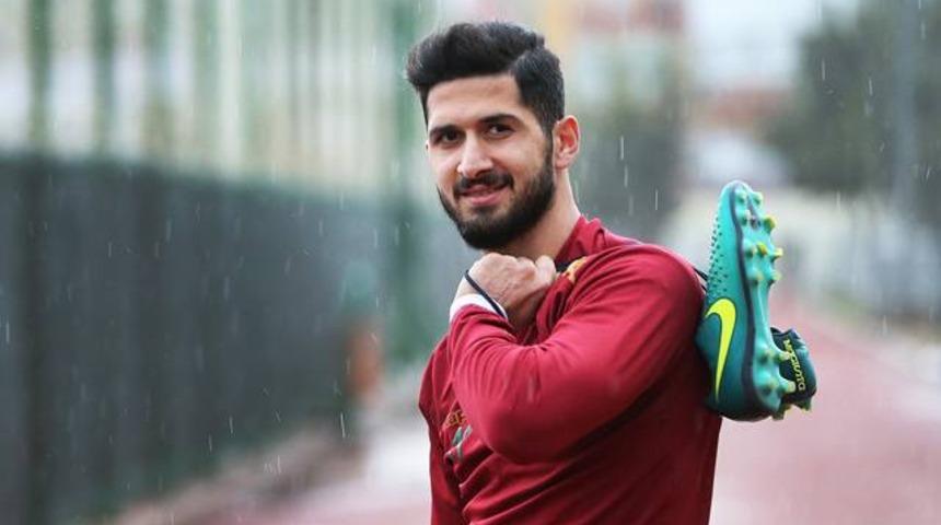 Valencia, Emre Akbaba i&ccedil;in devrede