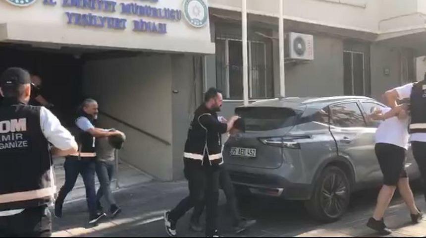 İzmir’de iş yeri ve araç kurşunlamaya 2 tutuklama