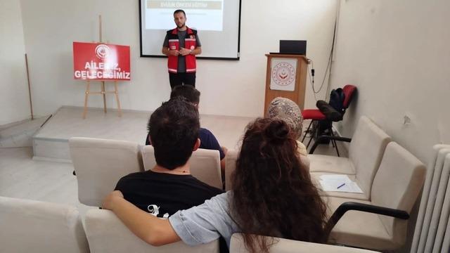 Genç çiftlere aile ve evlilik eğitimi!