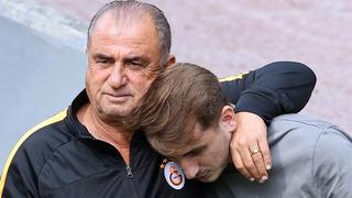 Fenerbahçeli Kerem Aktürkoğlu Galatasaray'ın efsanesi Fatih Terim ile olan fotoğrafını sildi! Tepkilerin ardı arkası kesilmedi...