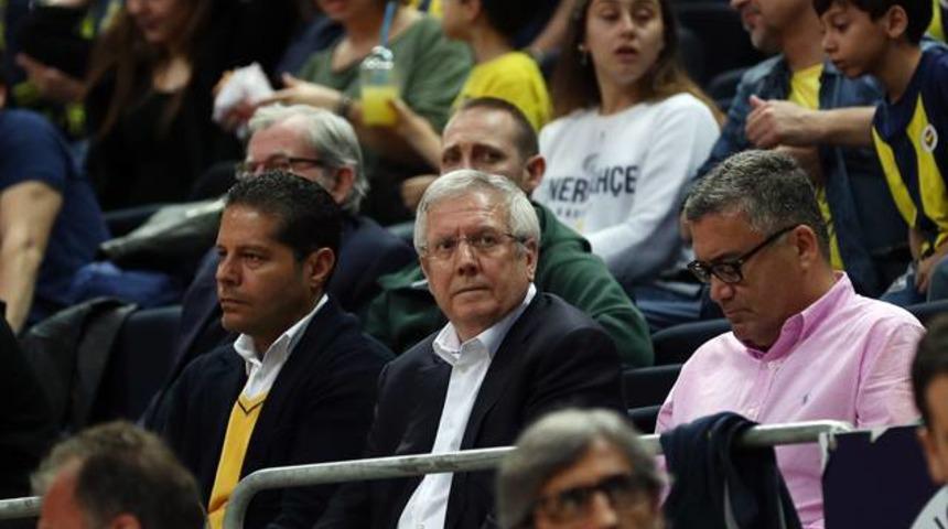 Beşiktaş'a k&uuml;f&uuml;r edildi, Aziz Yıldırım &ccedil;ıldırdı!