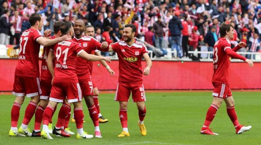 Sivasspor 3 - 0 Bandırmaspor