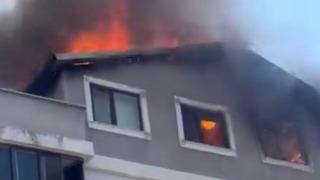 Bursa'da 6 katlı apartmanda yangın