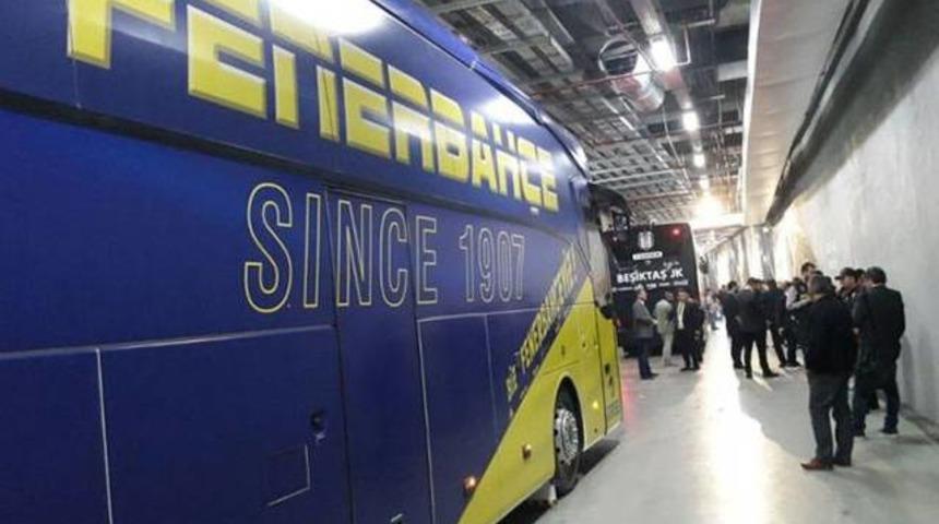 Beşiktaş'la Fenerbahçe arasında otobüs krizi!
