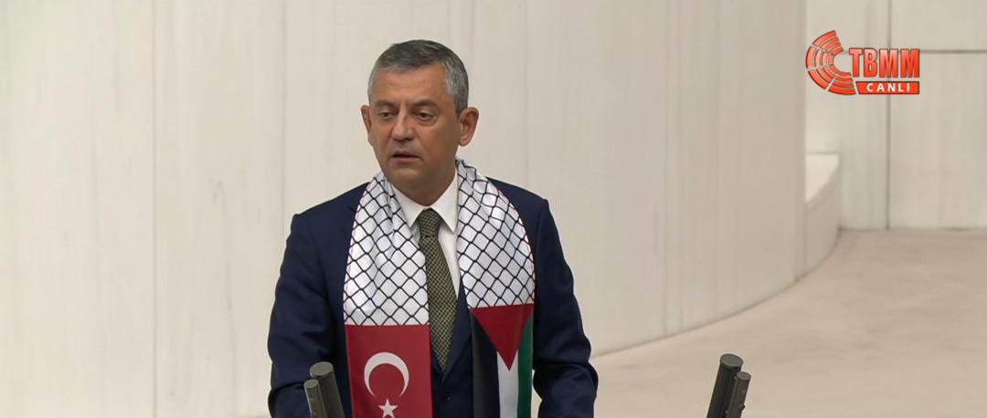 Özgür Özel "Bir talimatla biter, var mısınız?" diye sordu: Olağanüstü toplantıda gündem yaratacak çıkış 3