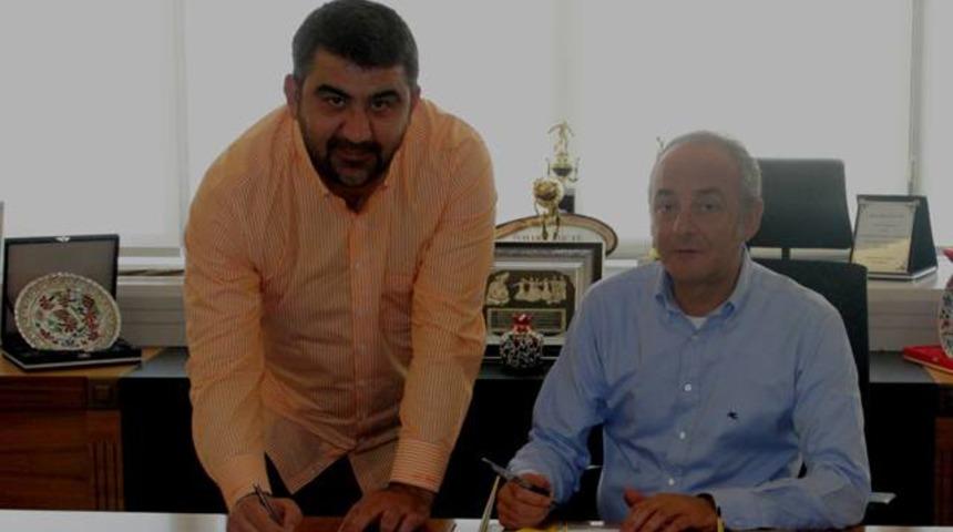 Gen&ccedil;lerbirliği, &Uuml;mit &Ouml;zat'ın s&ouml;zleşmesini uzattı!