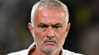Jose Mourinho'nun dünyası başına yıkıldı! Fenerbahçe'den ayrıldığını işte böyle öğrendi...