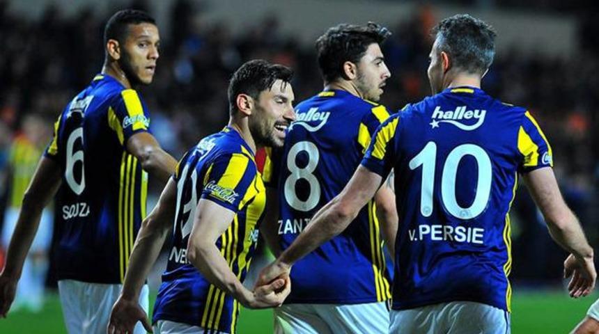 Başakşehir ma&ccedil;ı &ouml;ncesi Fenerbah&ccedil;e&rsquo;ye m&uuml;jdeli haber!