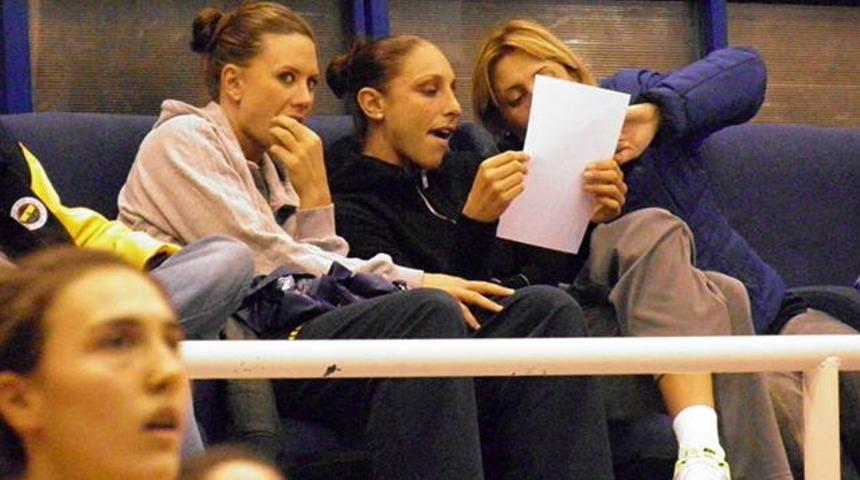 Diana Taurasi ile Penny Taylor evlendi!