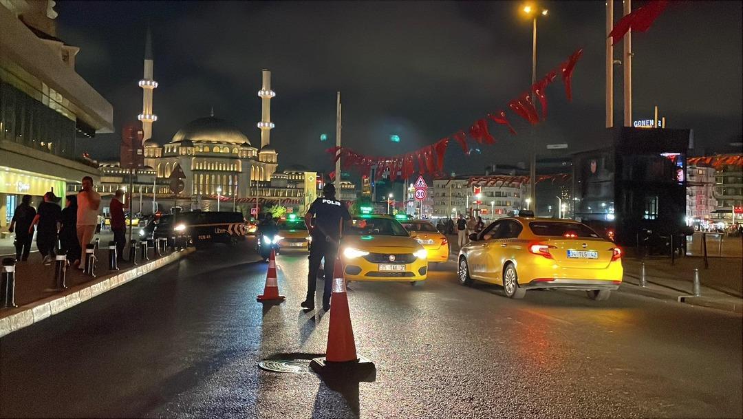 İstanbul da helikopter destekli Huzur İstanbul denetimi 1