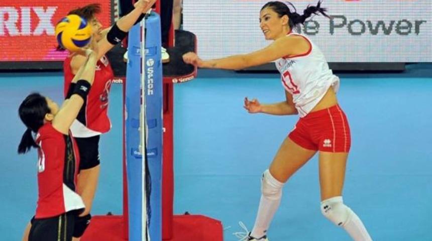 Neslihan Demir G&uuml;ler Galatasaray'da