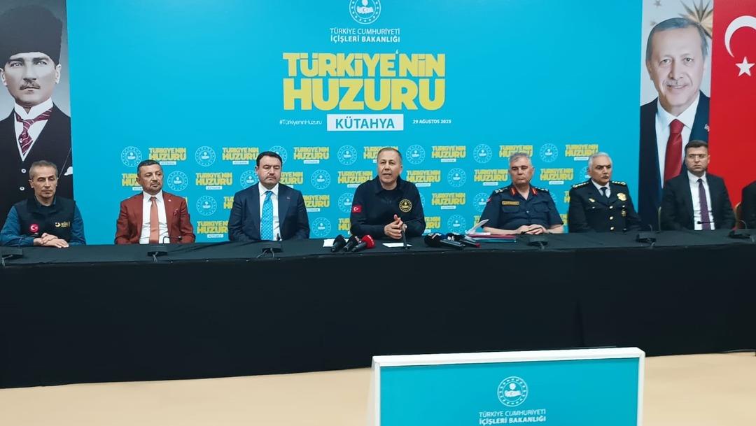 Bakan Yerlikaya açıkladı: "Ülkesine gönüllü geri dönüş yapan Suriyeli sayısı 1 milyon 190 bin 172 oldu" 1