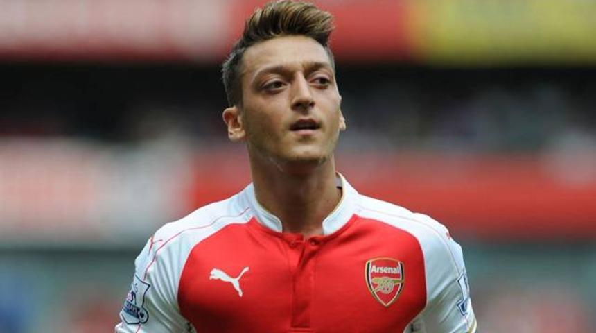 Mesut &Ouml;zil'den Wenger'e eleştiri