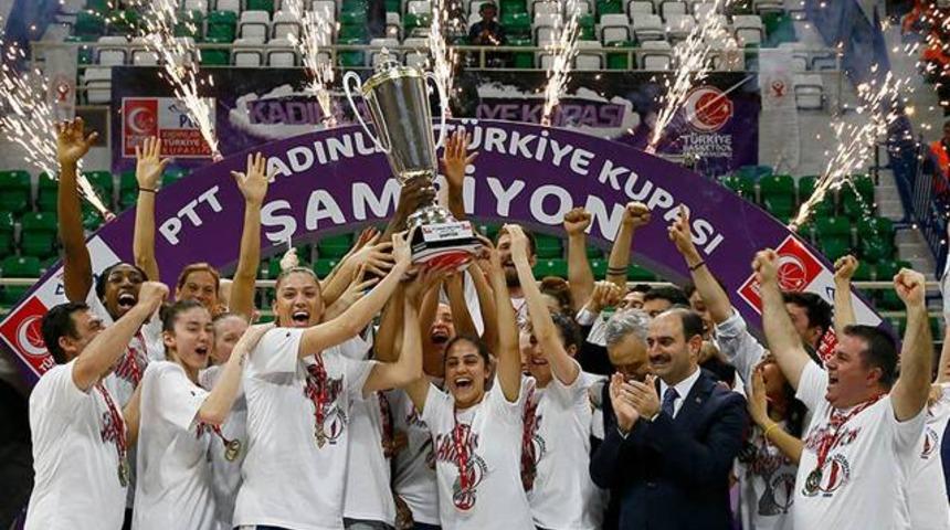 Yakın Doğu &Uuml;niversitesi 76 - 75 Fenerbah&ccedil;e