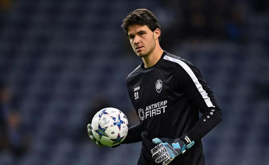 Okan Buruk tan taraftarı heyecanlandıran hamle! Senne Lammens paylaşımını beğendi 2