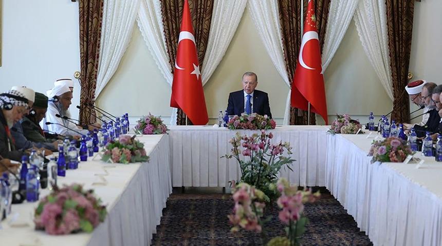 Cumhurbaşkanı Erdoğan İslam alimleri ile bir araya geldi