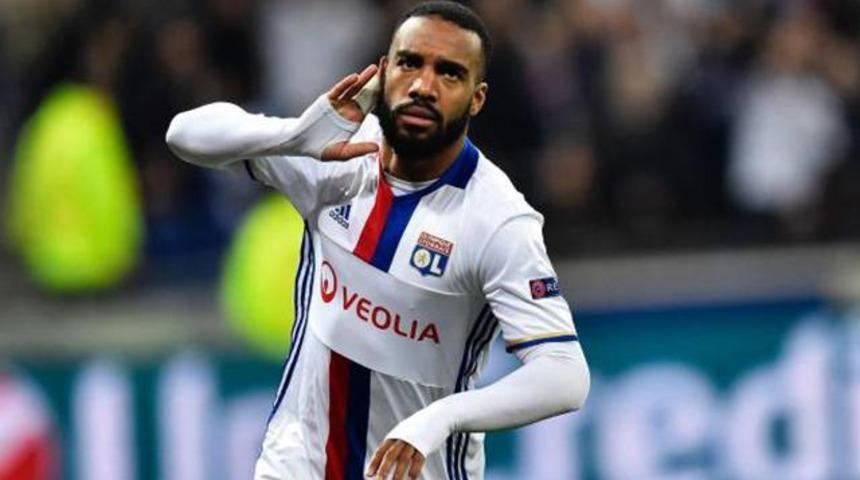 Aulas: 'Lacazette i&ccedil;in Atletico Madrid'le anlaştık'