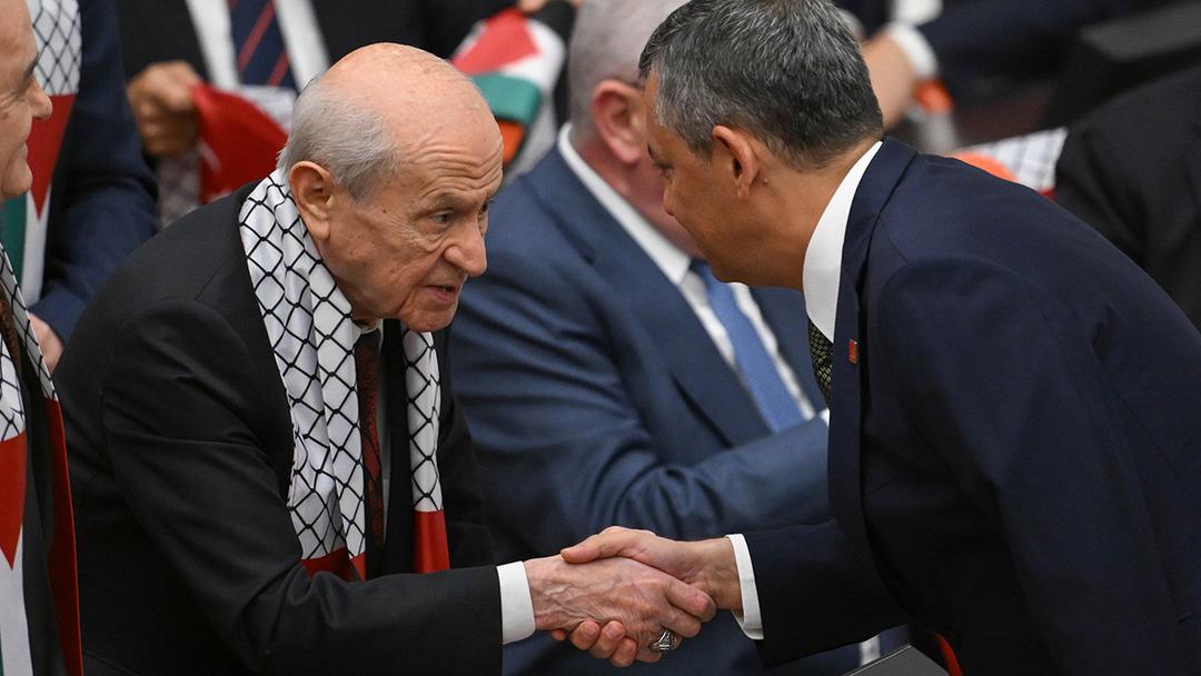 Bahçeli ile CHP li vekil arasında yaşanan diyalog gündem oldu: ‘Meclis sizinle güzel’ 3