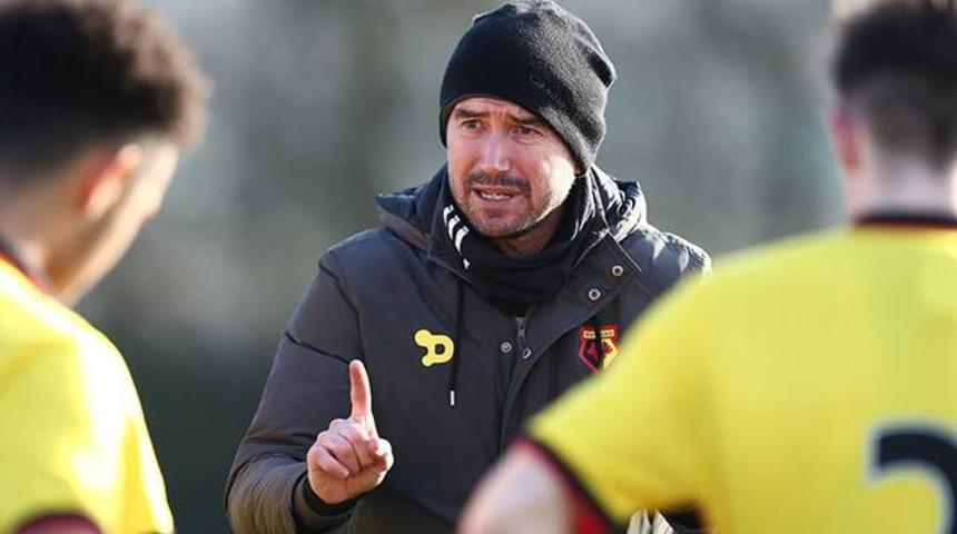 Harry Kewell Crawley Town'ın başına ge&ccedil;ti