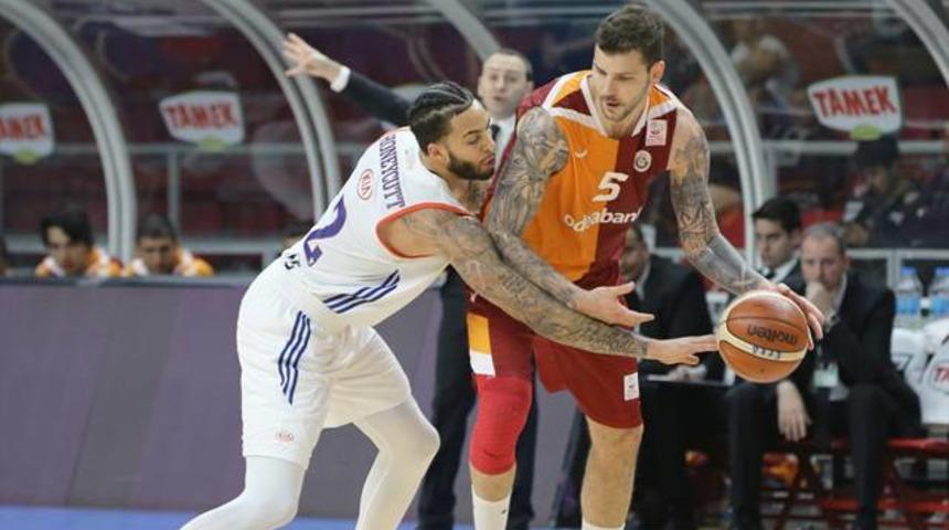 Anadolu Efes 95-85 Galatasaray Odeabank