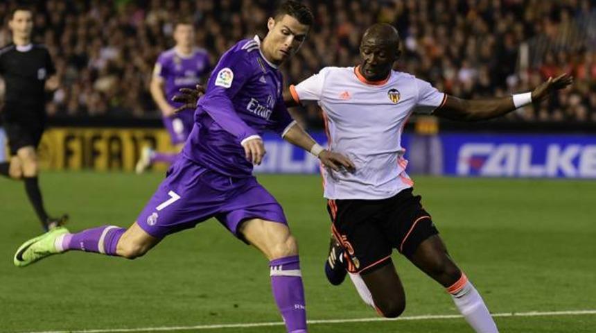 Beşiktaş'tan Mangala için resmi teklif!