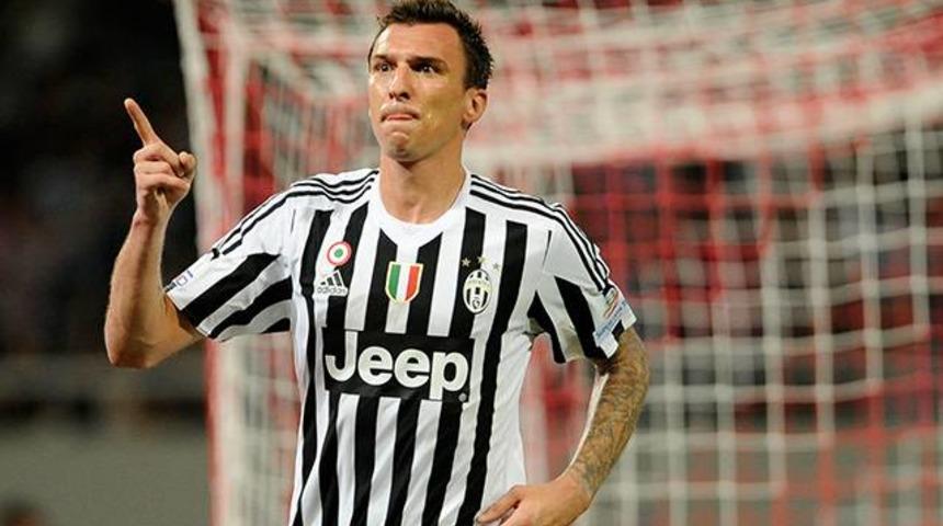 Juventus Mandzukic'in s&ouml;zleşmesini uzattı
