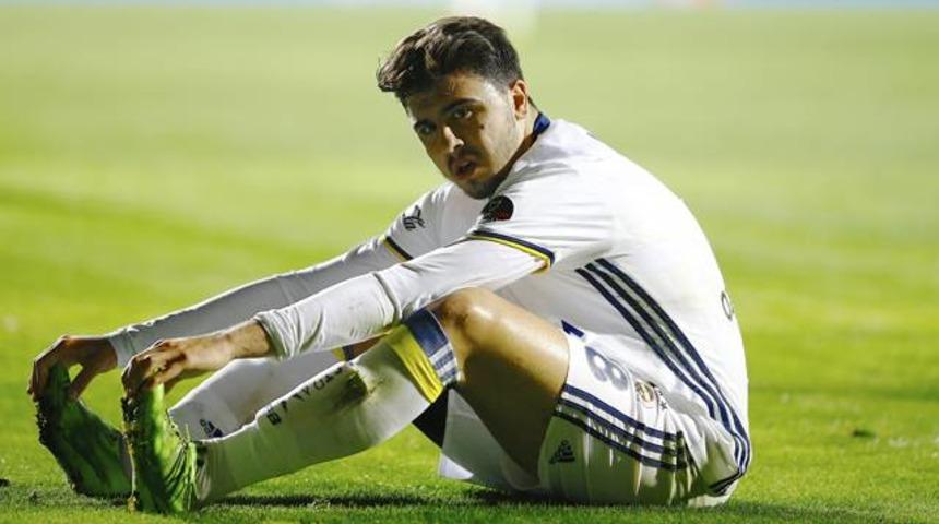 Fenerbahçe'de Ozan Tufan ile yollar ayrılıyor