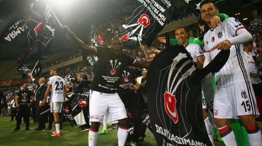 Oğuzhan &Ouml;zyakup'tan ayrılık sinyali!