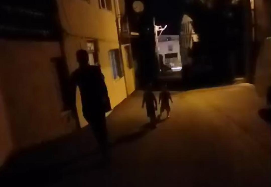 Çocuklarını teslim ederken eski eşi darp etti! "3 senedir boşanmış durumdayım, 2 senedir şiddet görüyorum" 4