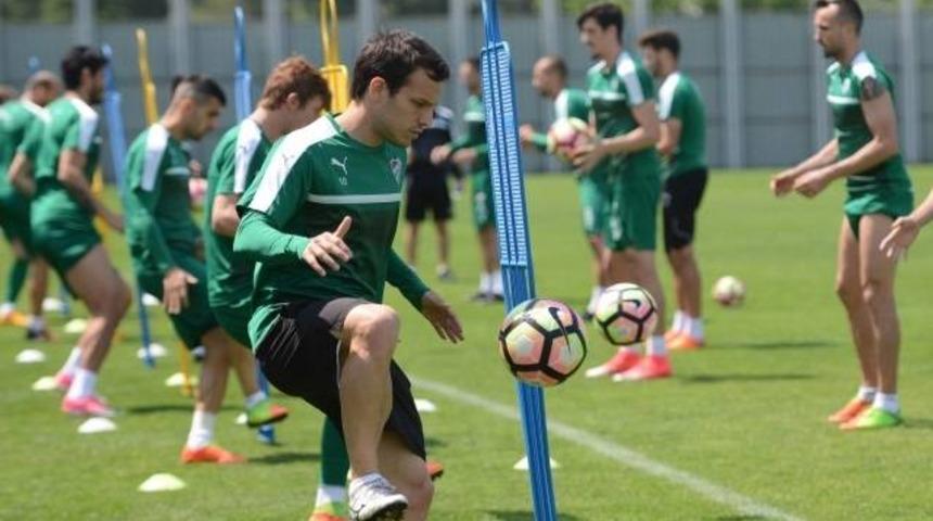 Bursaspor'u Trabzonspor ma&ccedil;ına Batalla hazırlayacak