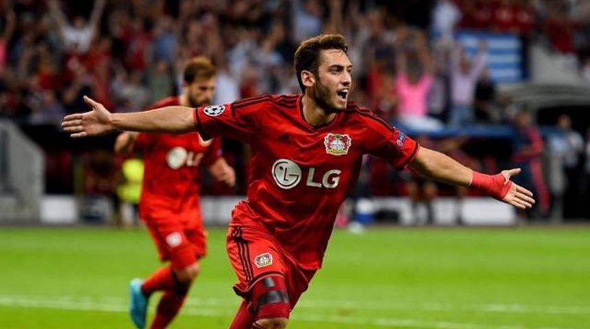Hakan &Ccedil;alhanoğlu'nun cezası bitti