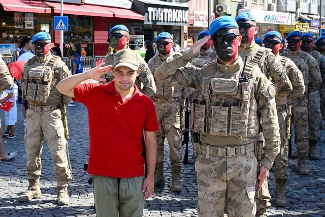 Uşak’ta 30 Ağustos Zafer Bayramı coşkuyla kutlandı 4