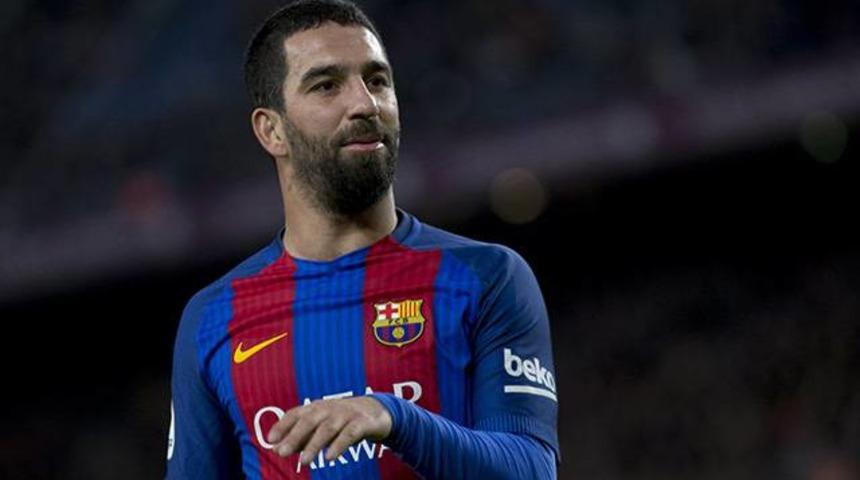 Ahmet Bulut, Arda Turan'ın Barcelona'dan ayrılmayacağını a&ccedil;ıkladı
