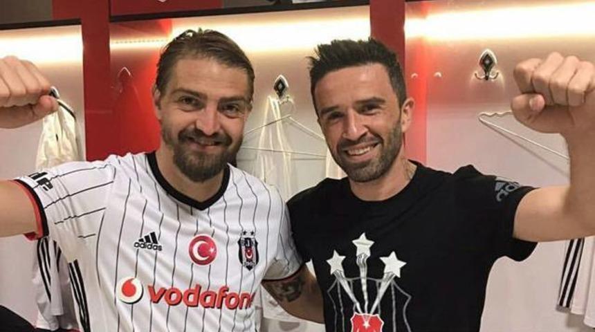 Caner Erkin: 'Fenerbah&ccedil;e'de oynarken ailevi sorunlar yaşadım'