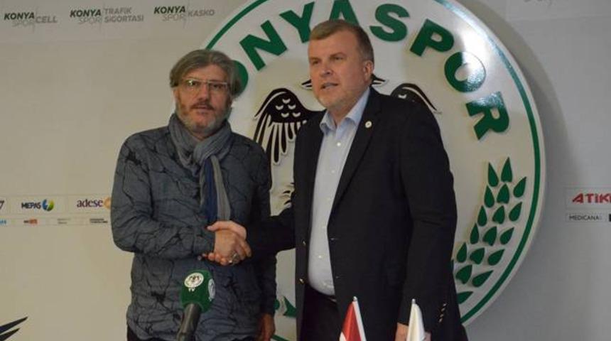 Atiker Konyaspor'da Reşit Ak&ccedil;ay s&uuml;rprizi