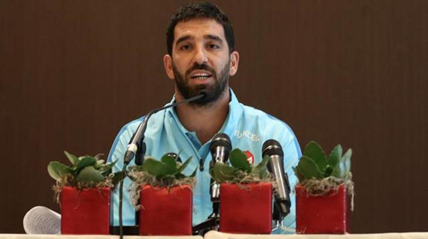 Rus gazeteciden Arda Turan'a sert s&ouml;zler!