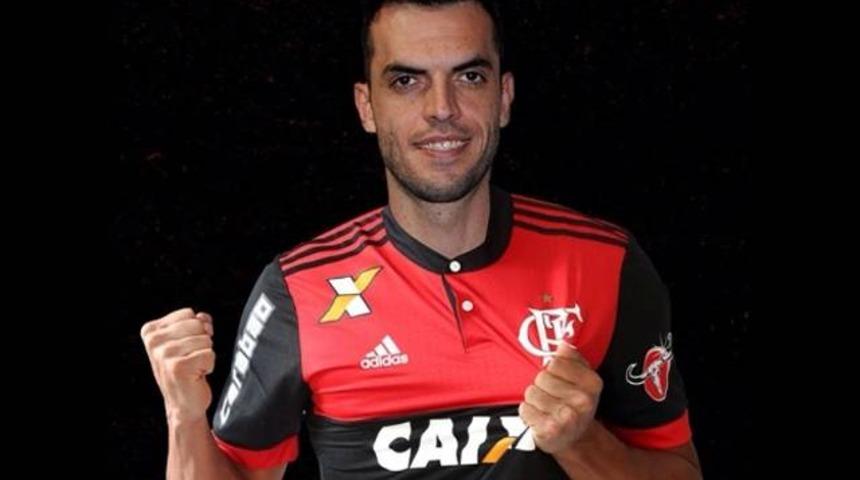 Rhodolfo resmen Flamengo'da!