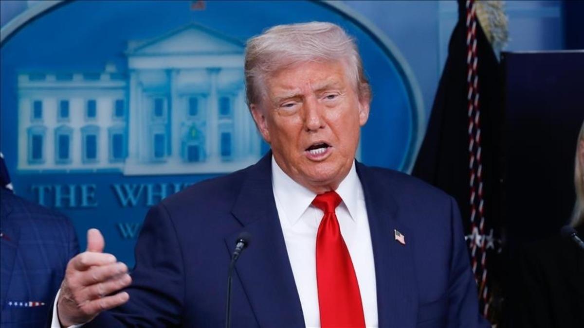 ABD ablukası başladı! Trump tan yeni İran açıklaması: "Bu durumu böyle tutacağız" 2