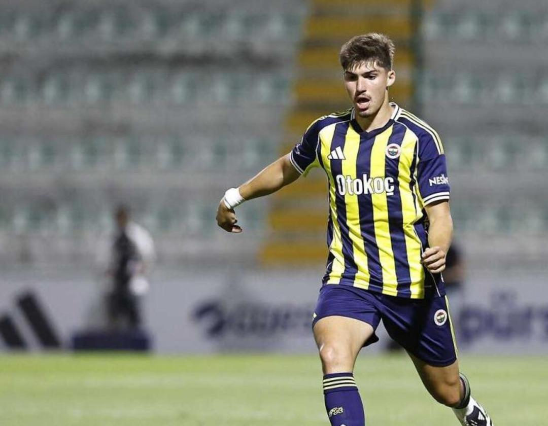 Fenerbahçe nin çiçeği burnunda yıldızı Yusuf Akçiçek, Suudi Arabistan a rekor bedelle transfer oluyor! 2