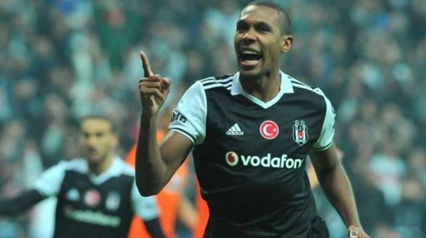 Lyon'un Marcelo ısrarı s&uuml;r&uuml;yor