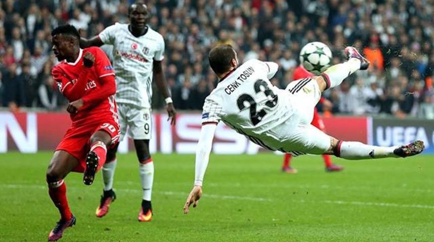 UEFA, Cenk Tosun'un gol&uuml;n&uuml; 'Yılın Gol&uuml;' se&ccedil;ti