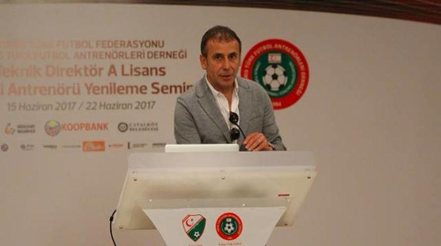 Abdullah Avcı: 'T&uuml;rk futbolunun sorunu A Milli Takım değil'