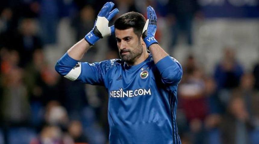 Volkan Demirel'den y&ouml;netime rica!