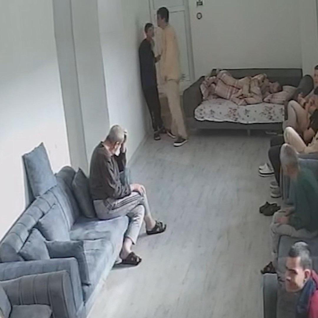 Bakımevinde skandal görüntüler! Tokat attı, boğazını sıktı, yerlerde sürükledi... "Şaka yaptık" deyip serbest kaldı 2