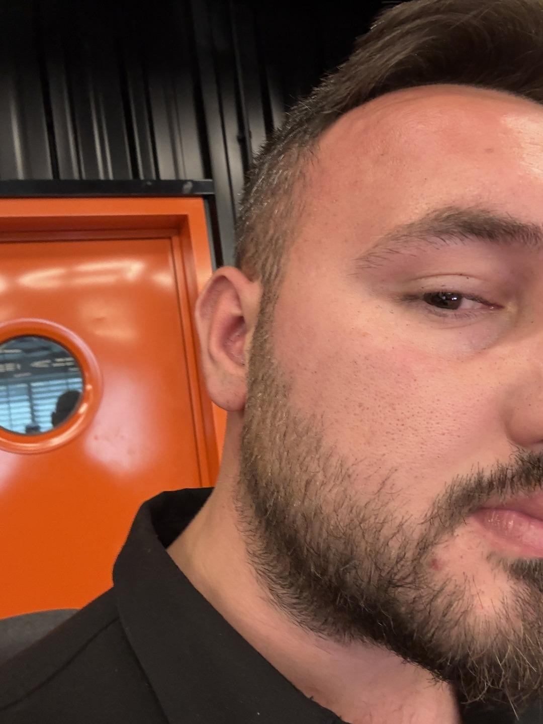 Hakkı Alkan ile Samet Jankovic arasındaki olay gündem oldu! Görüntüler ortaya çıktı: "Saksı fırlattı" diyerek şikayetçi oldu 4