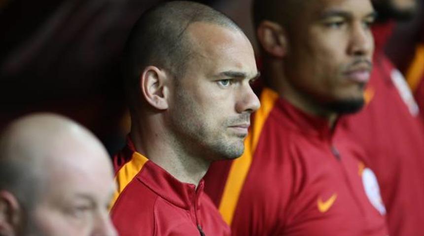 Sneijder'in menajeriden ayrılık a&ccedil;ıklaması