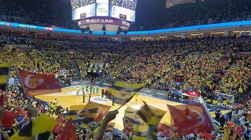Fenerbahçe basketbolda kombine rekoru kırdı