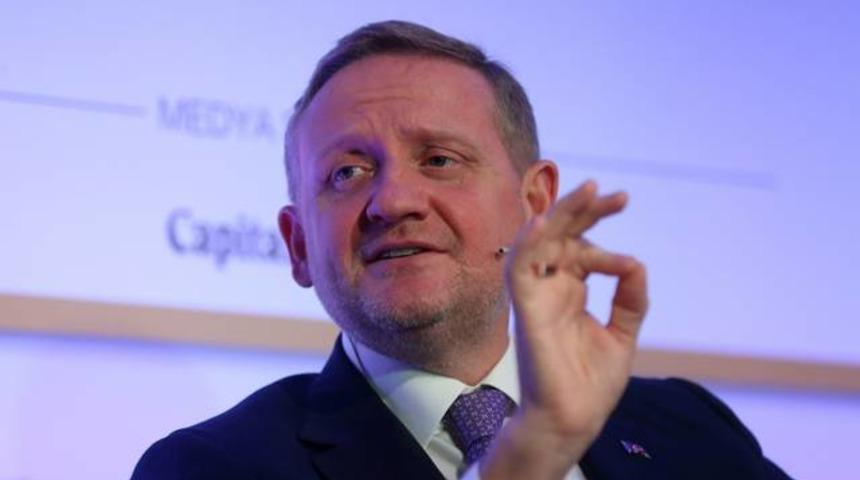 G&ouml;ksel G&uuml;m&uuml;şdağ: 'Emre kalacak'