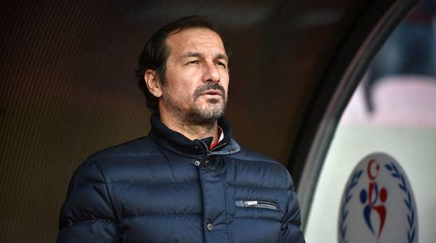 Yusuf Şimşek Denizlispor'la anlaştı